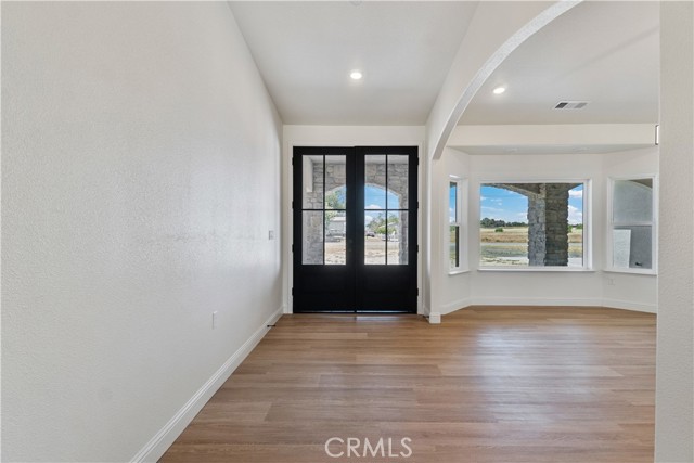 Detail Gallery Image 5 of 39 For 15709 Road 29, Madera,  CA 93636 - 8 Beds | 6 Baths