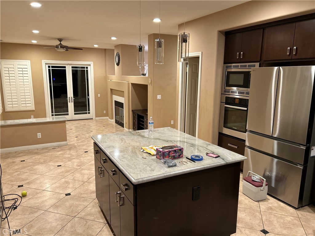 MLS #OC25260123 image #2