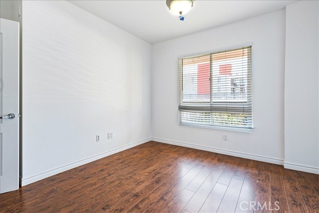 Detail Gallery Image 11 of 16 For 5633 Carlton Way #203,  Hollywood,  CA 90028 - 2 Beds | 2/1 Baths