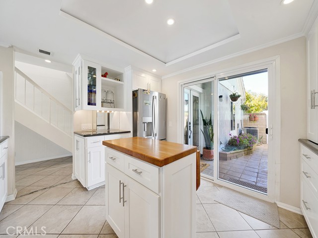 3512 Bravata Drive, Huntington Beach CA: https://media.crmls.org/medias/6366c382-94b7-4109-9f54-b33691561dd6.jpg