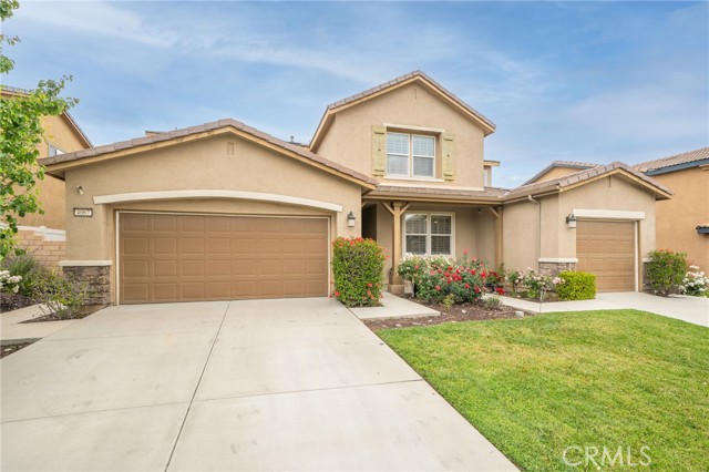 Detail Gallery Image 1 of 1 For 4067 Grand Fir Ln, San Bernardino,  CA 92407 - 6 Beds | 4/1 Baths