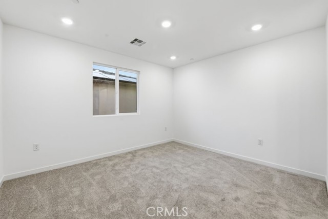 Detail Gallery Image 10 of 26 For 33226 Damask Ln, French Valley,  CA 92596 - 4 Beds | 3 Baths