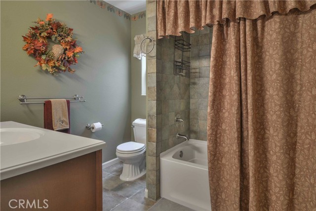 949 Inspiration Drive, Lake Arrowhead CA: https://media.crmls.org/medias/6367e469-07df-49bf-a9b1-79296fcd545c.jpg