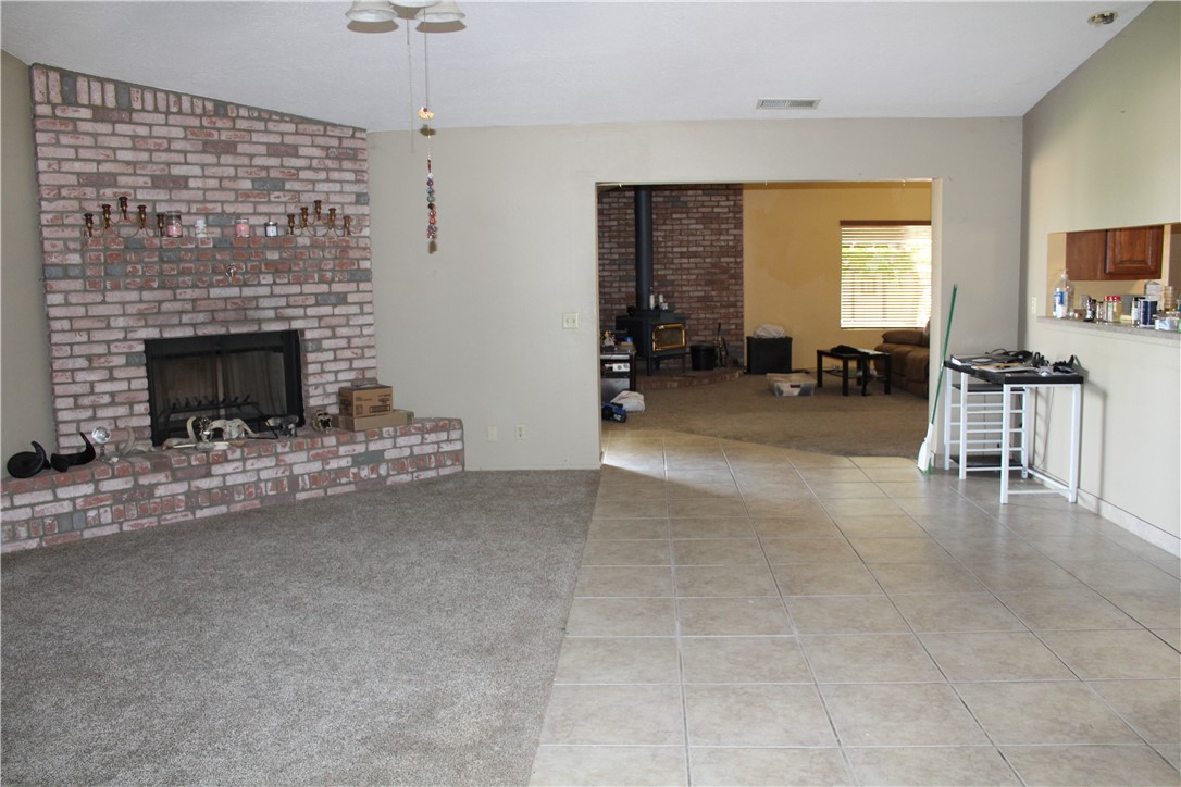 Detail Gallery Image 4 of 50 For 6775 Kenyon Ave, Hesperia,  CA 92345 - 4 Beds | 2/1 Baths