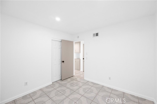 12031 Pierce Street, Sylmar CA: https://media.crmls.org/medias/6368fb14-8b19-4550-89cf-e0d17430b6b6.jpg
