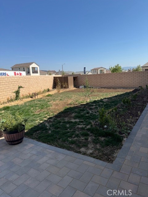 24501 Via Sendero, Castaic CA: https://media.crmls.org/medias/63693c95-f930-492b-9185-0f01278b36c5.jpg