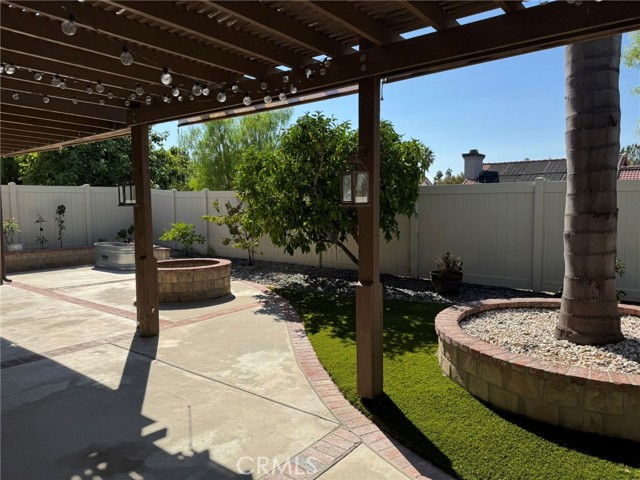 Detail Gallery Image 17 of 20 For 1990 Willowbrook, Oceanside,  CA 92056 - 4 Beds | 3 Baths