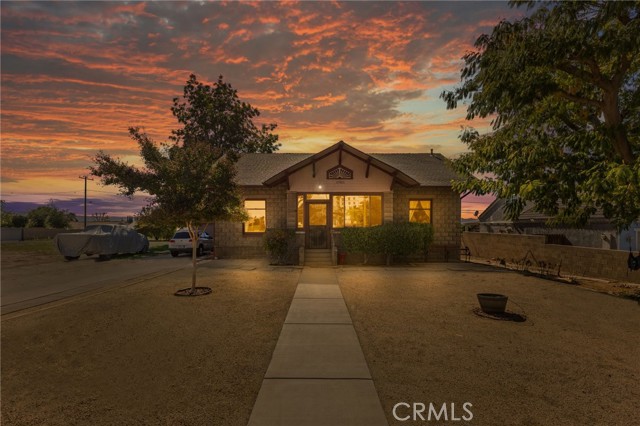 Detail Gallery Image 2 of 74 For 27953 Atlantic, Highland,  CA 92346 - 2 Beds | 1 Baths