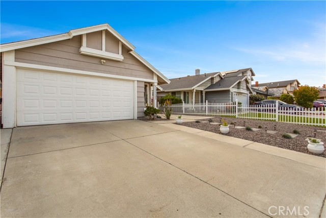 Detail Gallery Image 4 of 31 For 13131 Pawnee Dr, Moreno Valley,  CA 92555 - 3 Beds | 2 Baths