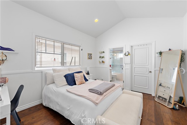 Detail Gallery Image 16 of 26 For 414 .5 Carnation Ave #UPPER,  Corona Del Mar,  CA 92625 - 3 Beds | 3 Baths