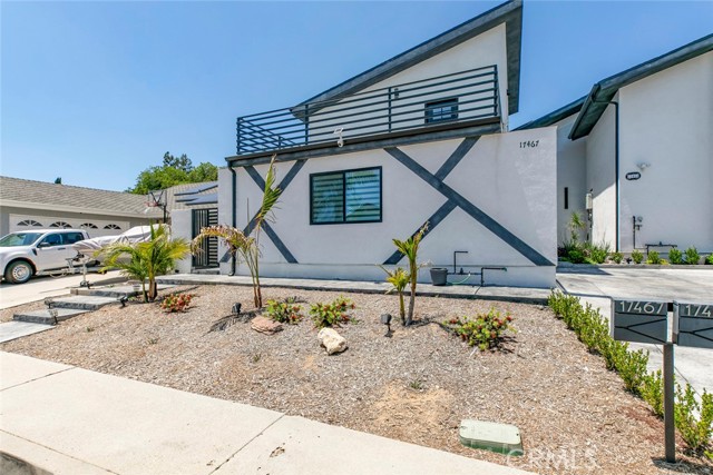 Detail Gallery Image 5 of 64 For 17465 Tuscan Dr, Granada Hills,  CA 91344 - 6 Beds | 5 Baths