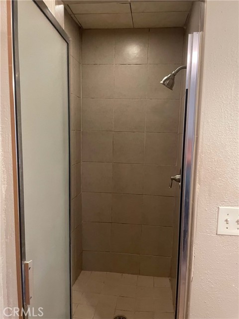 408 E Elm Street, Brea CA: https://media.crmls.org/medias/636b4ff5-0cd3-4f09-931a-2298309a12fb.jpg