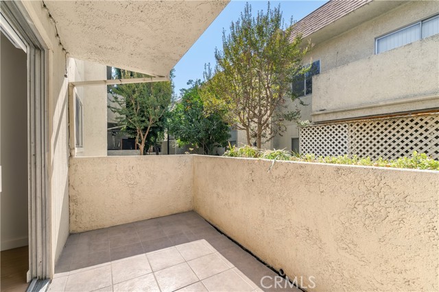 Detail Gallery Image 3 of 17 For 13080 Dronfield Ave #62,  Sylmar,  CA 91342 - 2 Beds | 1 Baths