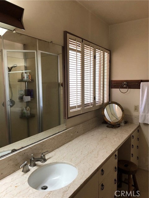 3739 Palos Verdes Drive North, Rolling Hills Estates, California 90274, 3 Bedrooms Bedrooms, ,2 BathroomsBathrooms,Residential,Sold,Palos Verdes Drive North,SB22240863