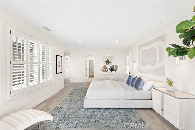 636d1b76 9385 47db 9e14 11702d271b5d