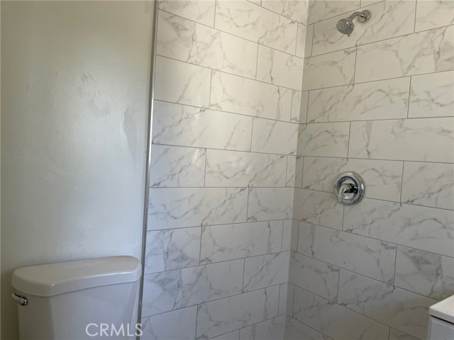 Detail Gallery Image 7 of 10 For 4953 Gambier St #1,  Los Angeles,  CA 90032 - 3 Beds | 2 Baths