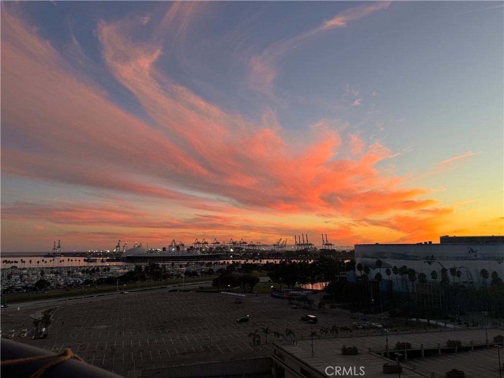 https://media.crmls.org/medias/636d5a11-77a4-4b5b-be94-d703a8747b58.jpg?preset=X-Large