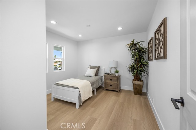 201 S Melrose Street, Placentia CA: https://media.crmls.org/medias/636e2c90-af6f-4ff4-ab78-1c2f5699469c.jpg