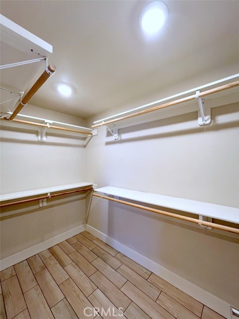 7811 Rhine Drive, Huntington Beach CA: https://media.crmls.org/medias/636ef88d-b292-4a43-bc32-cdfd0c5dfb0d.jpg