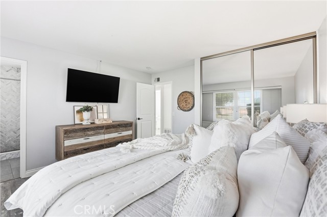 Detail Gallery Image 17 of 34 For 9168 El Colorado, Fountain Valley,  CA 92708 - 5 Beds | 2 Baths