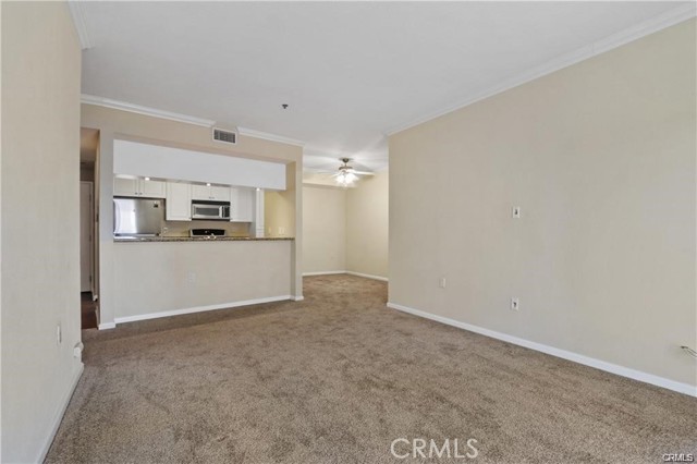 838 Pine Avenue, Long Beach CA: https://media.crmls.org/medias/636fad94-9765-421f-97dd-e6efd3686559.jpg