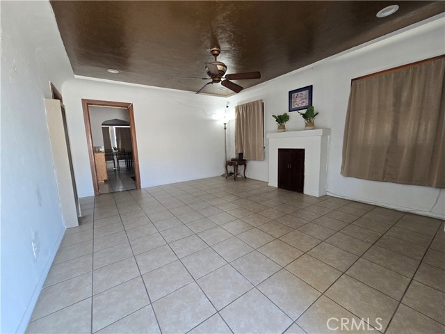 845 Preston Street, San Bernardino CA: https://media.crmls.org/medias/6371886b-ddd3-44f2-9f7d-6435cd22c9fa.jpg