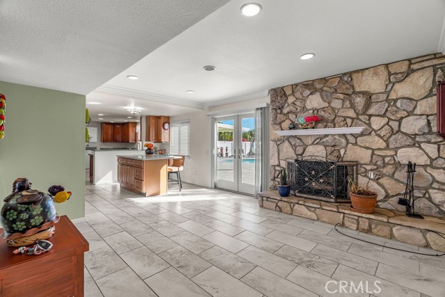 Detail Gallery Image 8 of 55 For 5444 Peacock Lane, Riverside,  CA 92505 - 5 Beds | 4 Baths