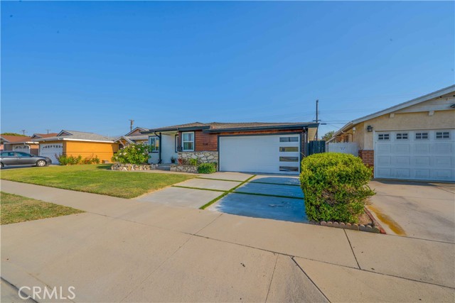 534 W 224th Place, Carson CA: https://media.crmls.org/medias/6372303f-895b-4d7f-ba24-55dcdc65226d.jpg