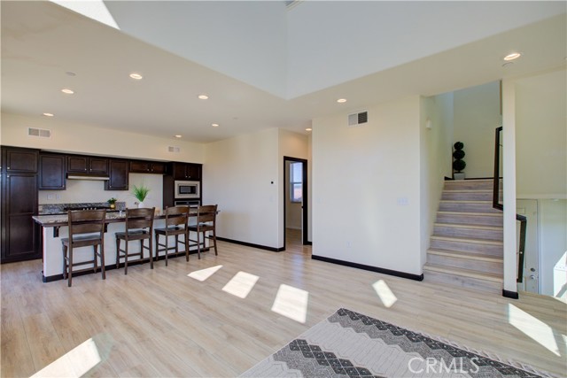 Detail Gallery Image 11 of 44 For 154 Barker Ln, Merced,  CA 95348 - 4 Beds | 4 Baths