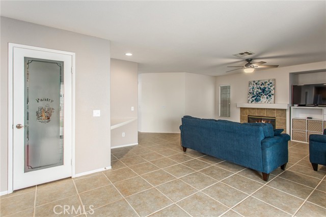 Detail Gallery Image 15 of 45 For 6487 Bethany Way, San Bernardino,  CA 92407 - 6 Beds | 3 Baths