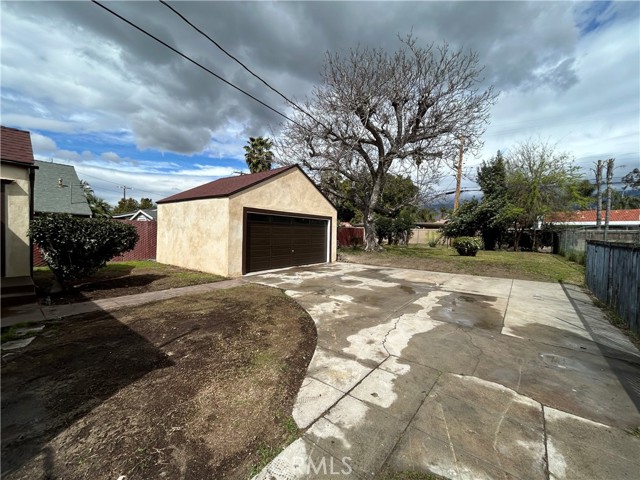 Detail Gallery Image 11 of 12 For 474 W 23rd St, San Bernardino,  CA 92405 - 2 Beds | 1 Baths