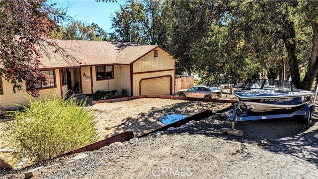 Private farm style home available