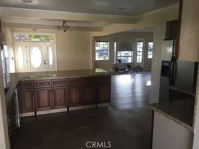 Image 5 of 25 For 124 Naomi