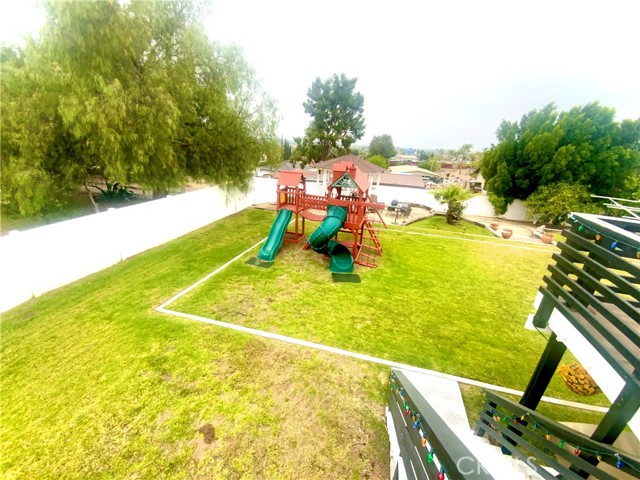 2416 Hialeah Circle, Norco CA: https://media.crmls.org/medias/6372d59a-c20a-46a3-bcda-b7104a41581d.jpg