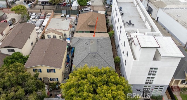 1124 1126 E 25th Street, Los Angeles CA: https://media.crmls.org/medias/63730d2a-d2f0-41d1-ab91-8d5f34e672a1.jpg