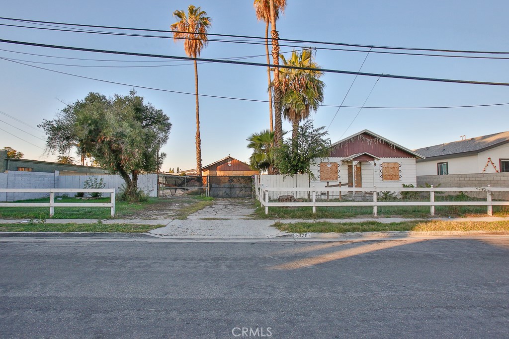 5421 Silver Drive, Santa Ana, CA 92703
