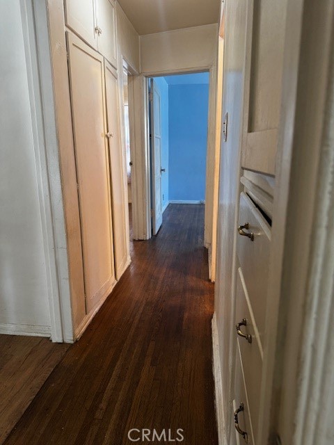 Detail Gallery Image 11 of 14 For 5951 S Van Ness Ave, Los Angeles,  CA 90047 - 2 Beds | 1 Baths