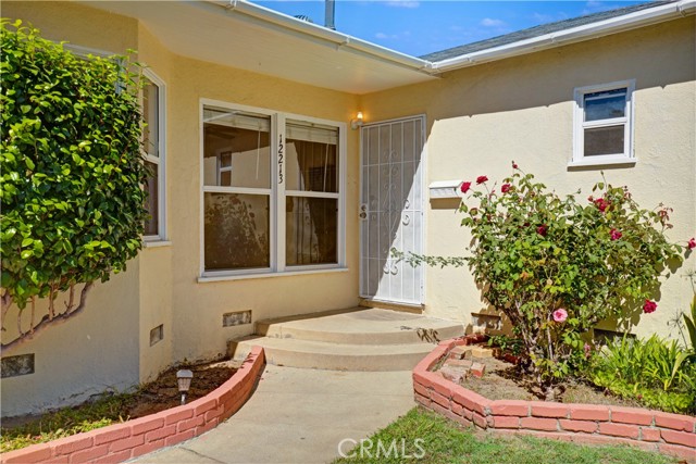 Image 3 for 12213 Rives Ave, Downey, CA 90242