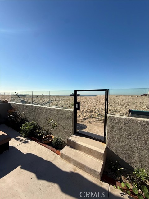 Front Image Thumbnail for CRSB25270580