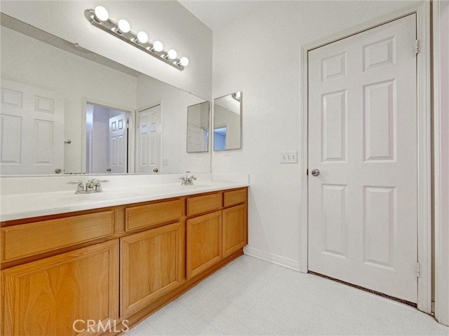 Image 42 of 62 For 7251 Blue Crab Court