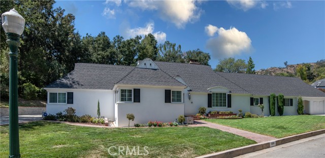 1501 Arboles Drive photo 3