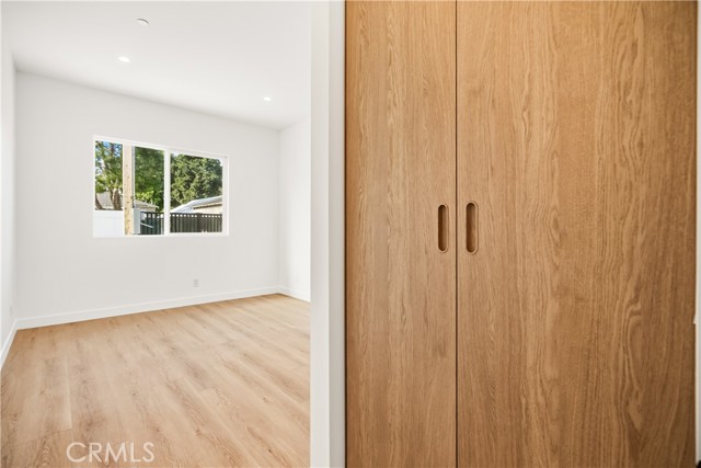 Detail Gallery Image 67 of 75 For 6935 Jellico Ave, Lake Balboa,  CA 91406 - 8 Beds | 8 Baths