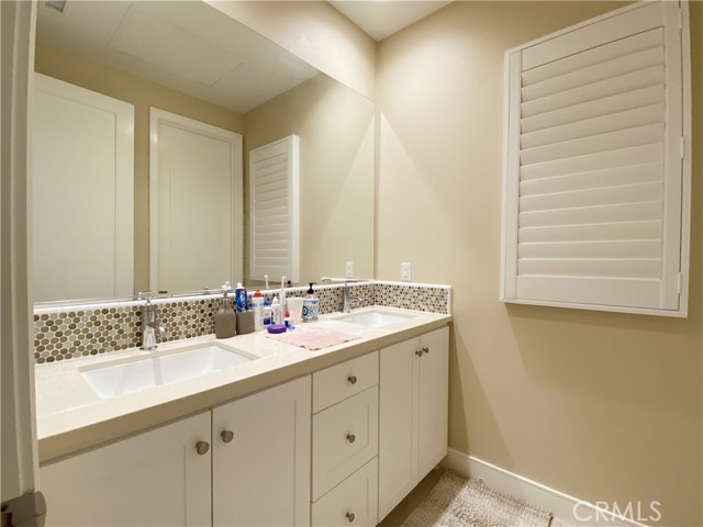Detail Gallery Image 15 of 18 For 104 Della, Irvine,  CA 92602 - 3 Beds | 2/1 Baths