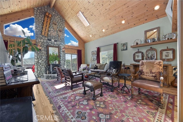 Detail Gallery Image 8 of 54 For 2104 St. Bernard Dr, –,  CA 93222 - 4 Beds | 2/1 Baths