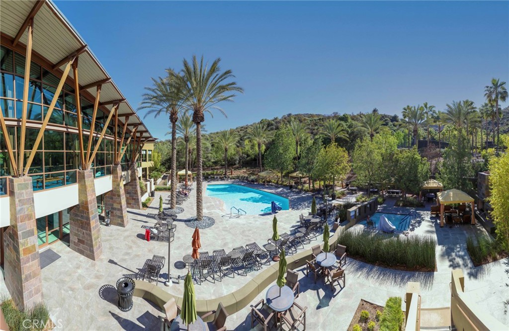 https://media.crmls.org/medias/637b92c9-d907-47e2-b20f-cdbb214a7096.jpg?preset=X-Large