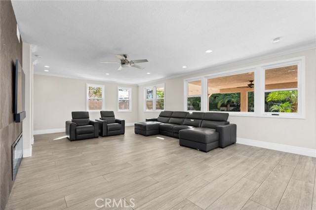 Detail Gallery Image 23 of 68 For 928 Trovita, Corona,  CA 92881 - 4 Beds | 3 Baths