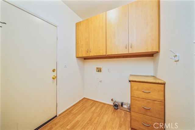 Detail Gallery Image 15 of 44 For 5569 Spur Ct, Fontana,  CA 92336 - 4 Beds | 2/1 Baths