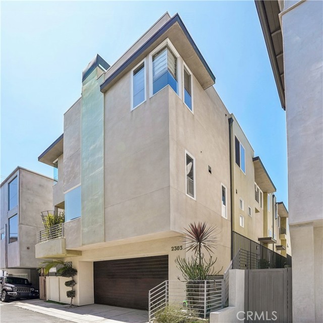 2303 Vista Drive, Manhattan Beach, California 90266, 4 Bedrooms Bedrooms, ,3 BathroomsBathrooms,Residential,For Sale,Vista,SB26092785