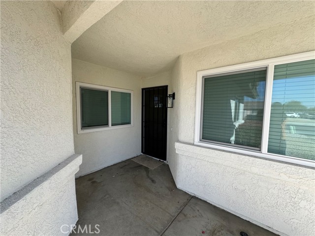 Detail Gallery Image 2 of 14 For 866 Ollie, Hemet,  CA 92543 - 2 Beds | 2 Baths