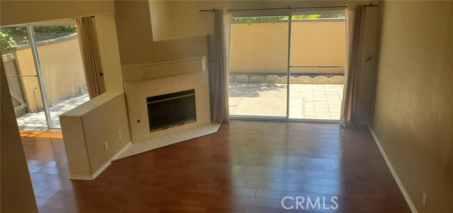 Detail Gallery Image 3 of 14 For 8090 E Goldenrod Ln, Anaheim,  CA 92808 - 3 Beds | 3 Baths